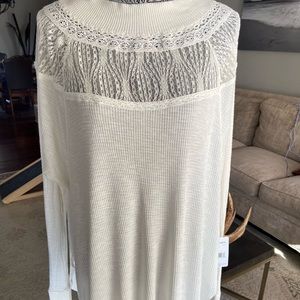 Free People- lace inlayed top NWT